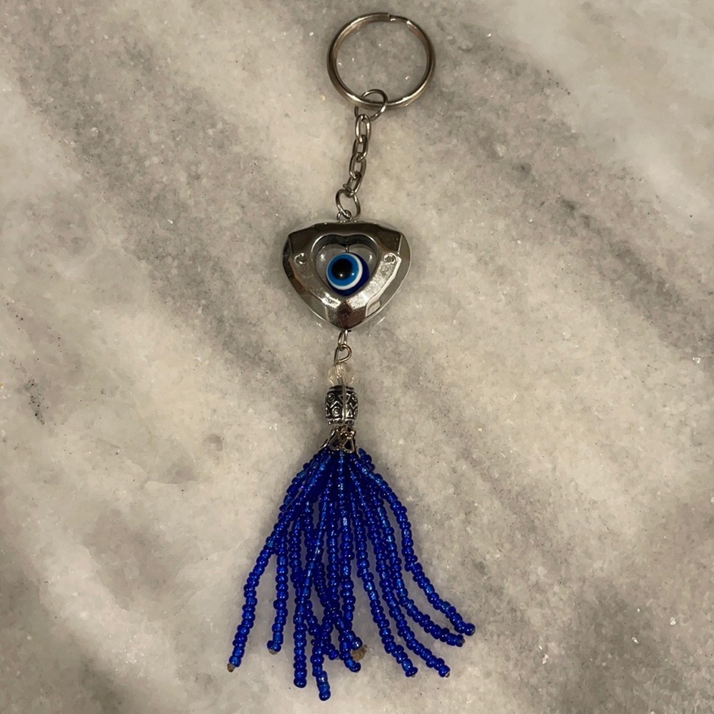 Blue Heart Evil Eye 🧿 Silver Dangling Beaded Keychain - Picture 3 of 4